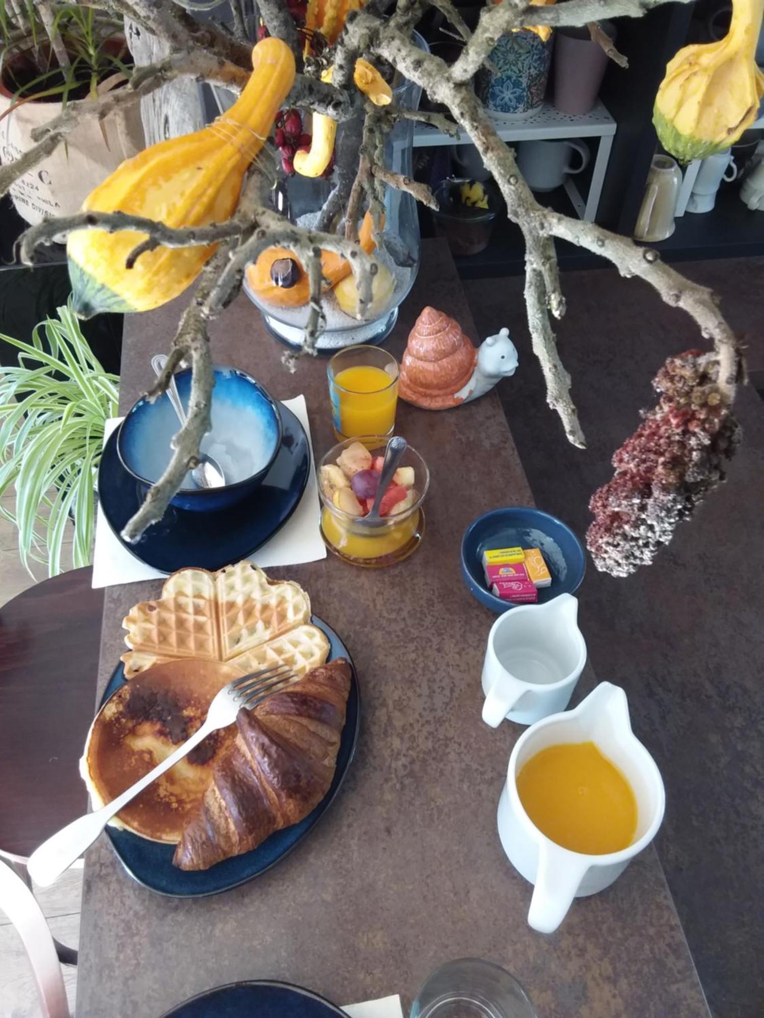 Les Bigorneaux Hotel Saint-Suliac Buitenkant foto
